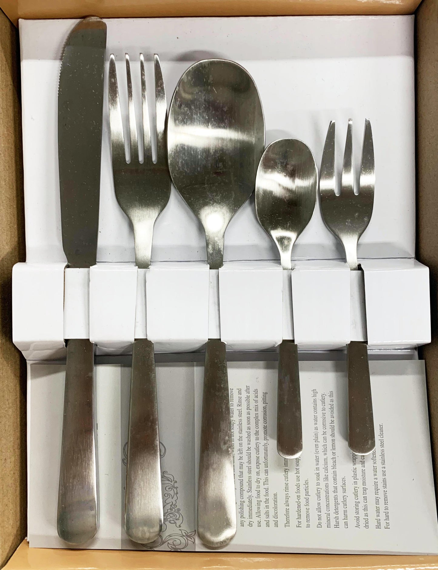 Luxgrace 20pcs Stainless Steel Cutlery Set